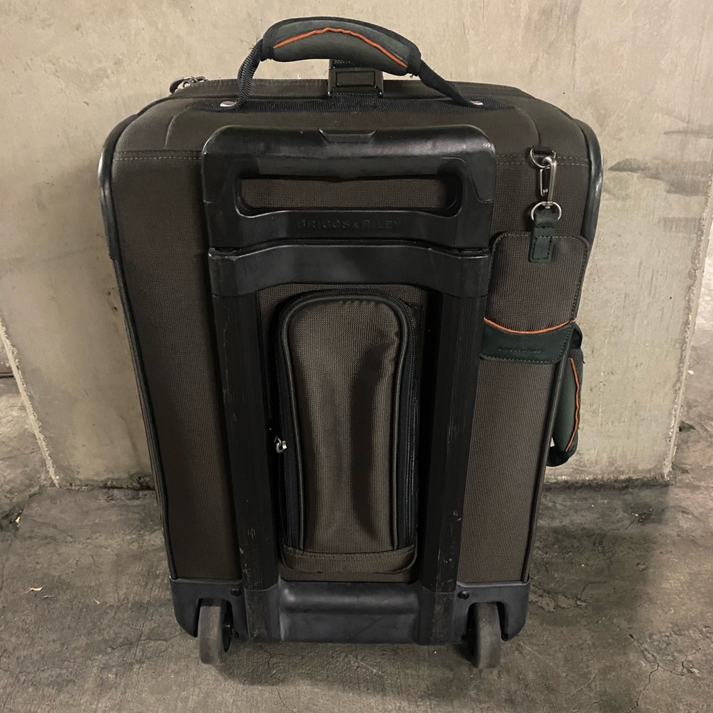 Briggs & Riley Carry On Suitcase - Picture 2 of 13